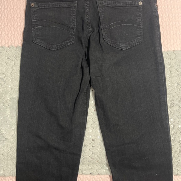 Jeans - Picture 2 of 2